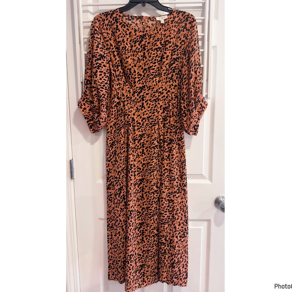 Umgee Salmon Apricot Leopard Print Pleated Midi Dress Small